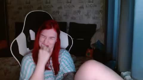 Snapshot of liliawoolf chatting on 4, 3, 2025 liliawoolf online show from 4, 3, 2025