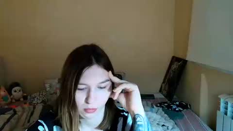 Snapshot of liliawoolf chatting on 8, 10, 2025 liliawoolf online show from 8, 10, 2025