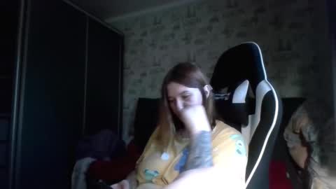 Snapshot of liliawoolf chatting on 5, 11, 2025 liliawoolf online show from 5, 11, 2025