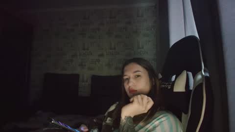 Snapshot of liliawoolf chatting on 17, 5, 2026 liliawoolf online show from 17, 5, 2026