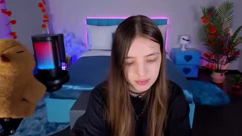 Snapshot of lilibakery chatting on 8, 11, 2025 Lili Bakery online show from 8, 11, 2025