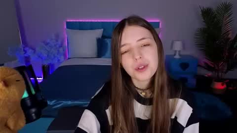 Snapshot of lilibakery chatting on 14, 11, 2025 Lili Bakery online show from 14, 11, 2025