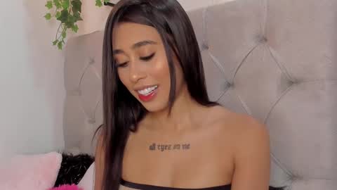 lilibluex online show from 6, 3, 2025