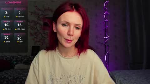 Snapshot of lilie_brown chatting on 5, 10, 2025 Lilie online show from 5, 10, 2025
