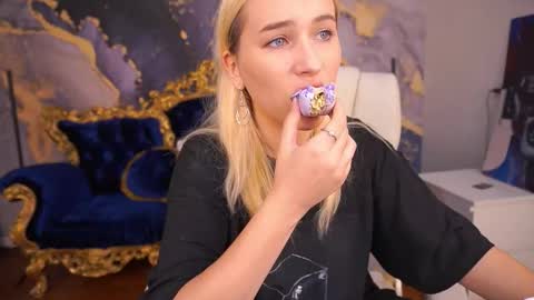 lilielfie online show from 9, 9, 2025