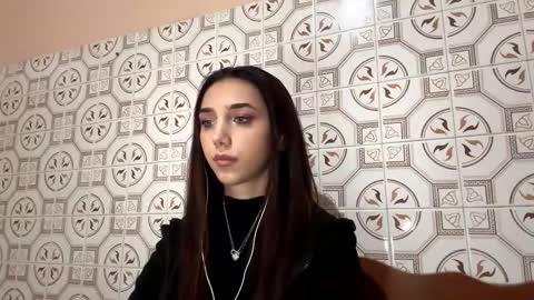 Lina online show from 5, 11, 2025