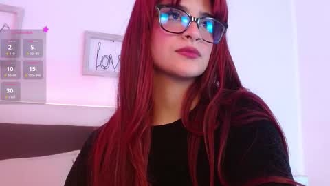 Lilith Savett online show from 28, 2, 2025