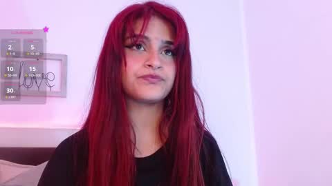 Lilith Savett online show from 5, 3, 2025