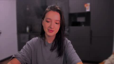 Snapshot of lililaluna chatting on 12, 12, 2024 ... online show from 12, 12, 2024