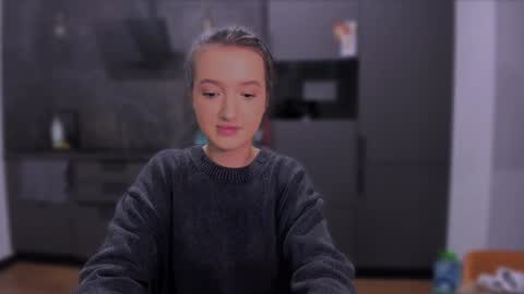 Snapshot of lililaluna chatting on 17, 12, 2024 ... online show from 17, 12, 2024