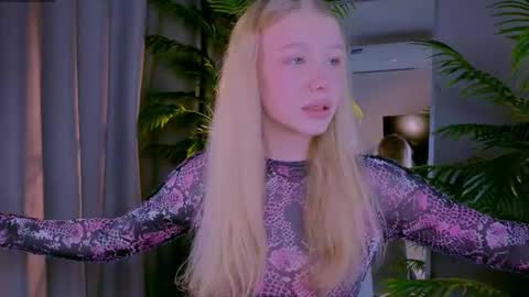 lililok101 online show from 19, 3, 2026