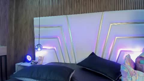 lilit online show from 4, 7, 2026