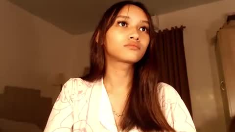 Chloe online show from 23, 9, 2025