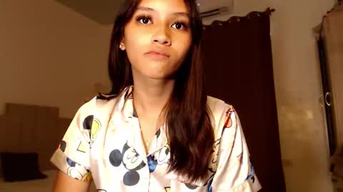 Chloe online show from 6, 10, 2025