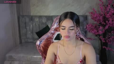 Snapshot of lilith4_s chatting on 1, 5, 2026 Lilith online show from 1, 5, 2026