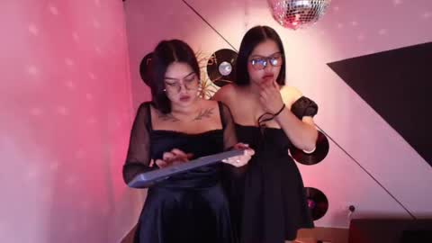 Snapshot of lilith_black_1 chatting on 25, 10, 2025 Lilith and Khloe online show from 25, 10, 2025