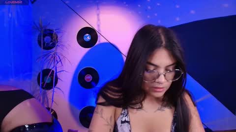 Snapshot of lilith_black_1 chatting on 14, 11, 2025 Lilith and Khloe online show from 14, 11, 2025