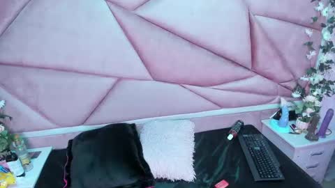 Snapshot of lilith_cooper20 chatting on 9, 1, 2025 lilith cooper20 online show from 9, 1, 2025