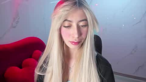 Snapshot of lilith_cooper20 chatting on 4, 11, 2025 lilith cooper20 online show from 4, 11, 2025