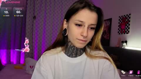 lilith_poison online show from 12, 10, 2025