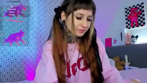 lilith_poison online show from 14, 2, 2026