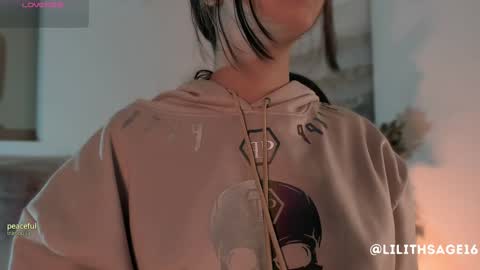 lilith_sage_ online show from 28, 9, 2025