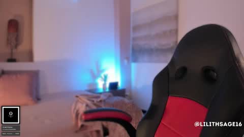 lilith_sage_ online show from 17, 12, 2025