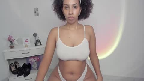 Alejandra  online show from 14, 9, 2025