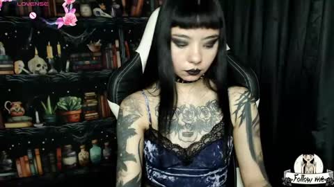 Snapshot of lilithmoon666 chatting on 20, 12, 2024 online show from 20, 12, 2024