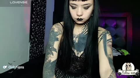 Snapshot of lilithmoon666 chatting on 12, 1, 2025 online show from 12, 1, 2025