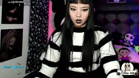 Snapshot of lilithmoon666 chatting on 22, 1, 2025 online show from 22, 1, 2025