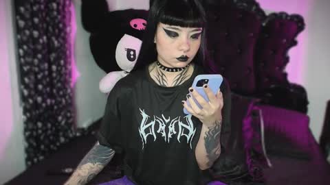 Snapshot of lilithmoon666 chatting on 15, 10, 2025 online show from 15, 10, 2025
