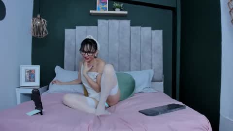 Lili  online show from 19, 12, 2025