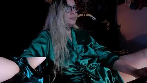 lilithmystic01 online show from 11, 1, 2025