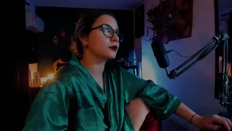 lilithmystic01 online show from 19, 1, 2025