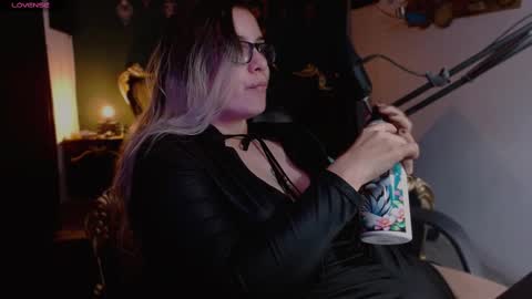 lilithmystic01 online show from 13, 2, 2025