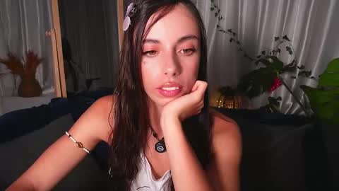 Snapshot of lill_dayna chatting on 18, 11, 2025 Lill Dayna online show from 18, 11, 2025