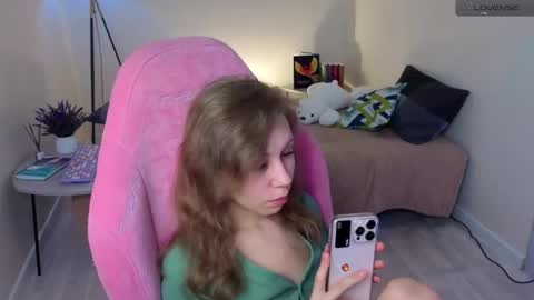 Snapshot of lill_mary chatting on 2, 3, 2025 Maria online show from 2, 3, 2025