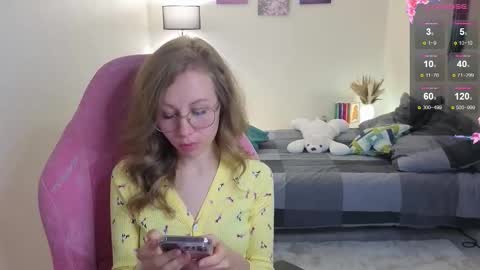 Snapshot of lill_mary chatting on 10, 10, 2025 Maria online show from 10, 10, 2025