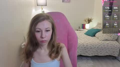 Snapshot of lill_mary chatting on 2, 11, 2025 Maria online show from 2, 11, 2025