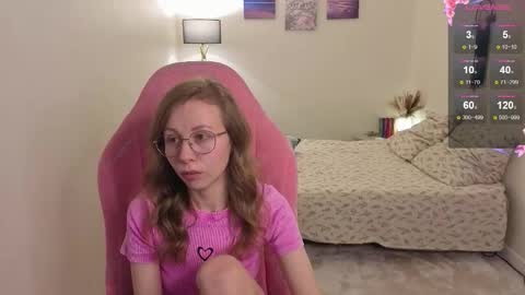 Snapshot of lill_mary chatting on 17, 11, 2025 Maria online show from 17, 11, 2025