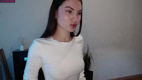 Snapshot of lillalovly chatting on 19, 2, 2025 Lilla online show from 19, 2, 2025