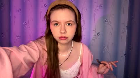 Snapshot of lillian_charm chatting on 22, 3, 2026 Lillian online show from 22, 3, 2026