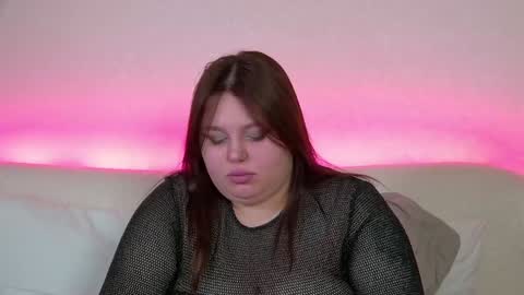 LillianHaig online show from 23, 1, 2025