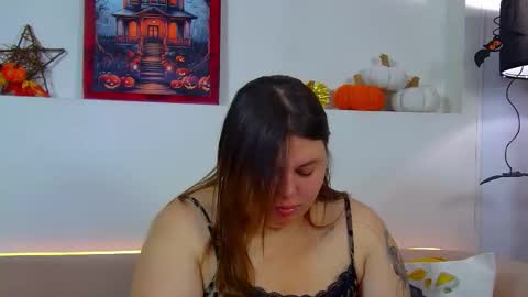 LillianHaig online show from 24, 10, 2025