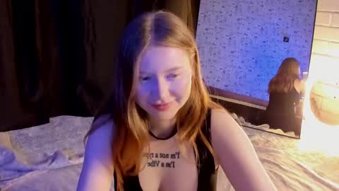 Snapshot of lillie_berry chatting on 8, 10, 2025 lillie_berry online show from 8, 10, 2025