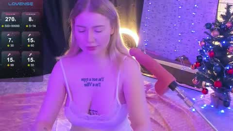 lillie_berry online show from 23, 12, 2025