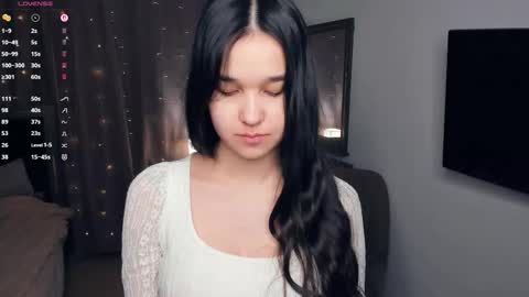 Celina Lillie online show from 19, 1, 2026