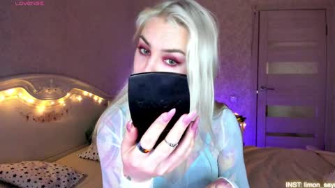 LilliMoore online show from 24, 5, 2026