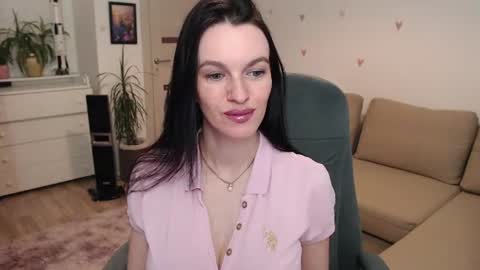 lilliyves online show from 3, 7, 2026